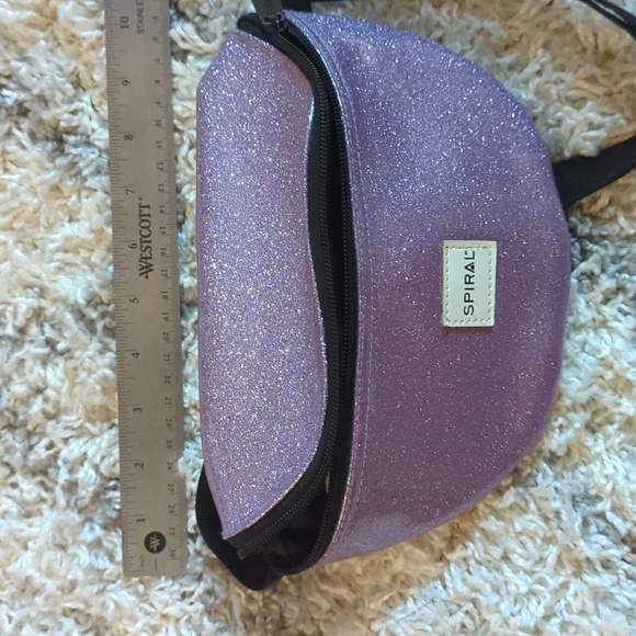 Purple glitter fanny pack - Picture 5 of 5